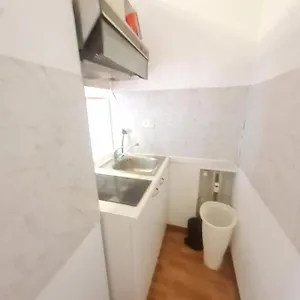 duomo-convenient-2bedroom-apartment.it-lombardy.com/